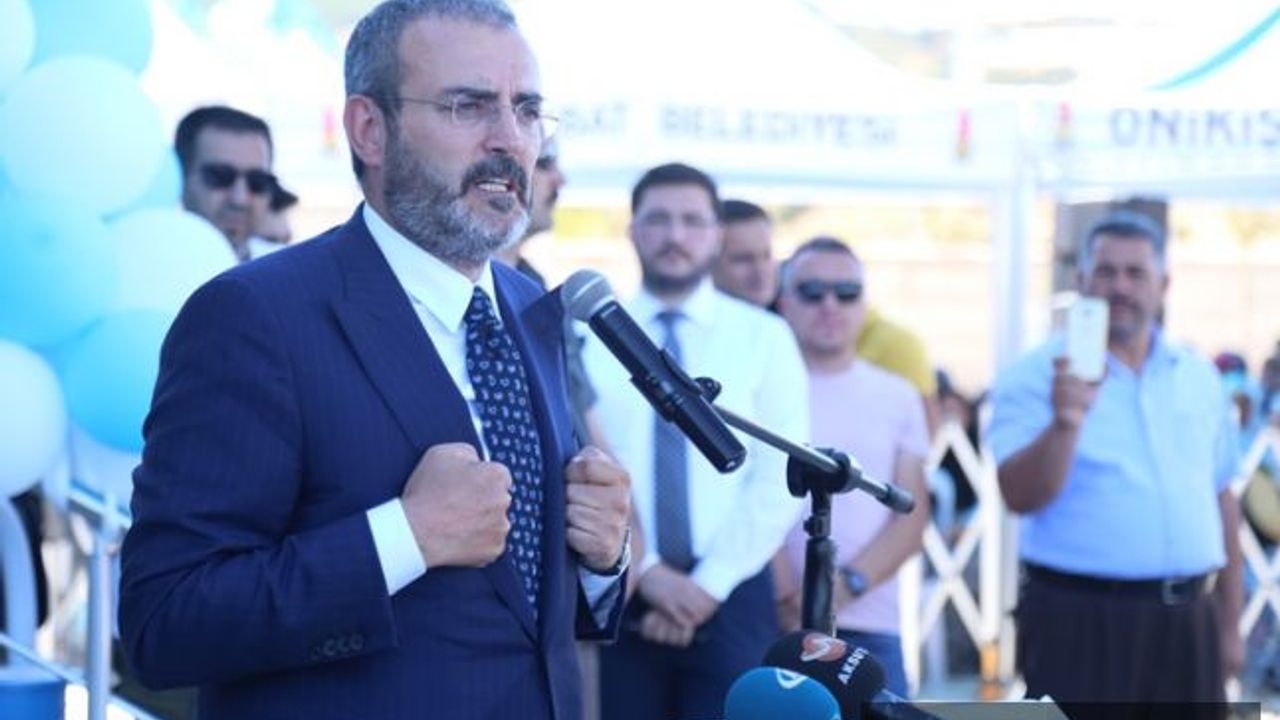 Mahir Ünal: Biz Kahramanlarımızı ve Hainlerimizi unutmayız!