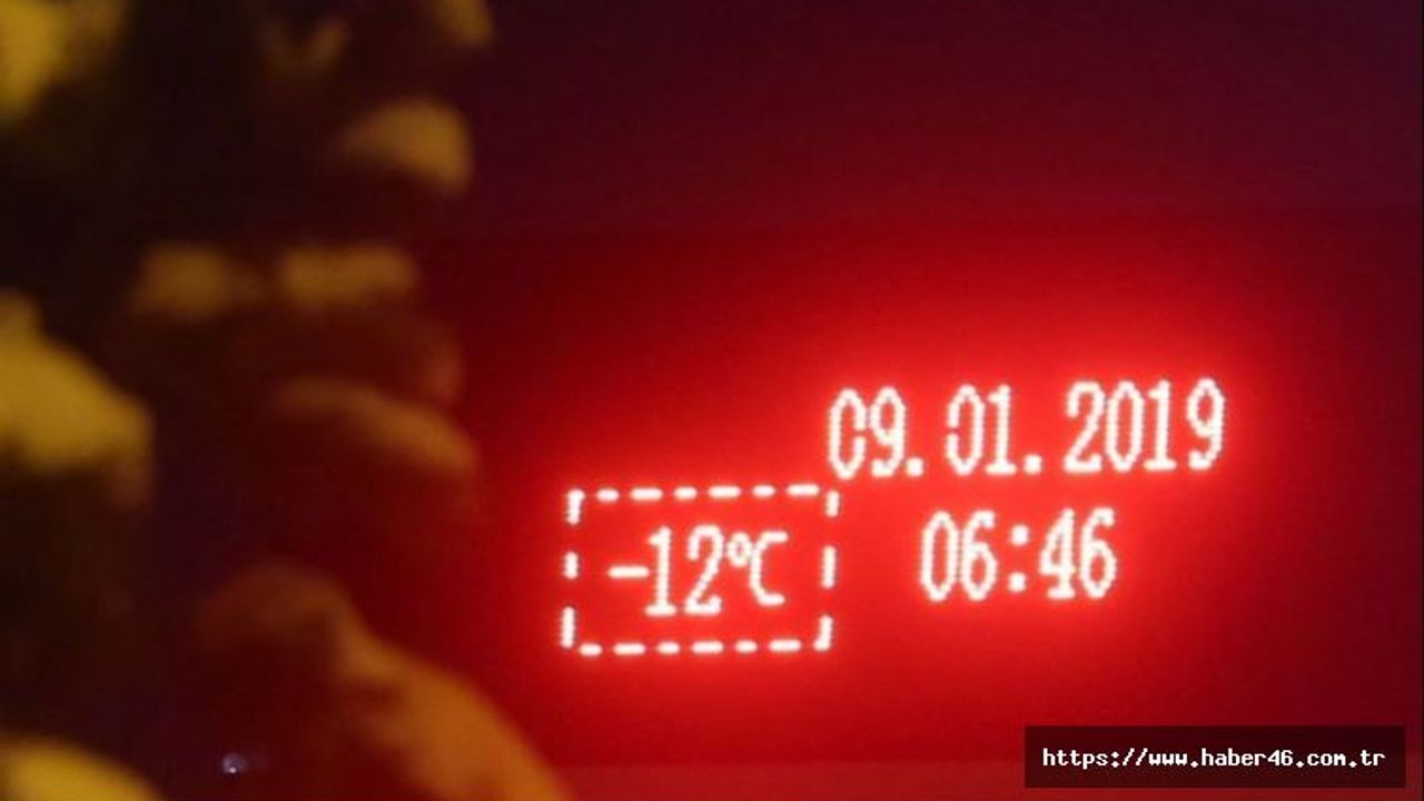 Ankara'da termometreler sıfırın altında 12 dereceyi gösterdi!