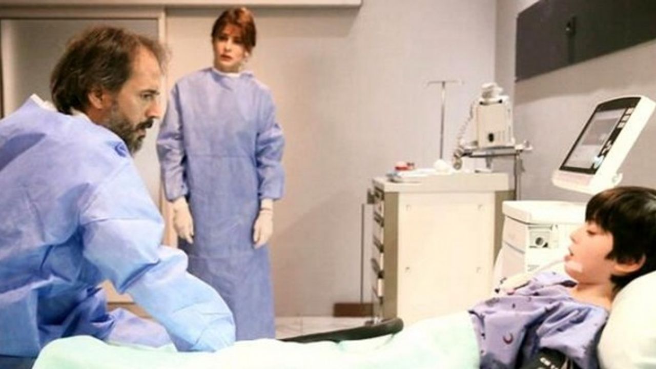 Hekimoğlu dizisinin baş rol oyuncusu koronavirüsü yendi!