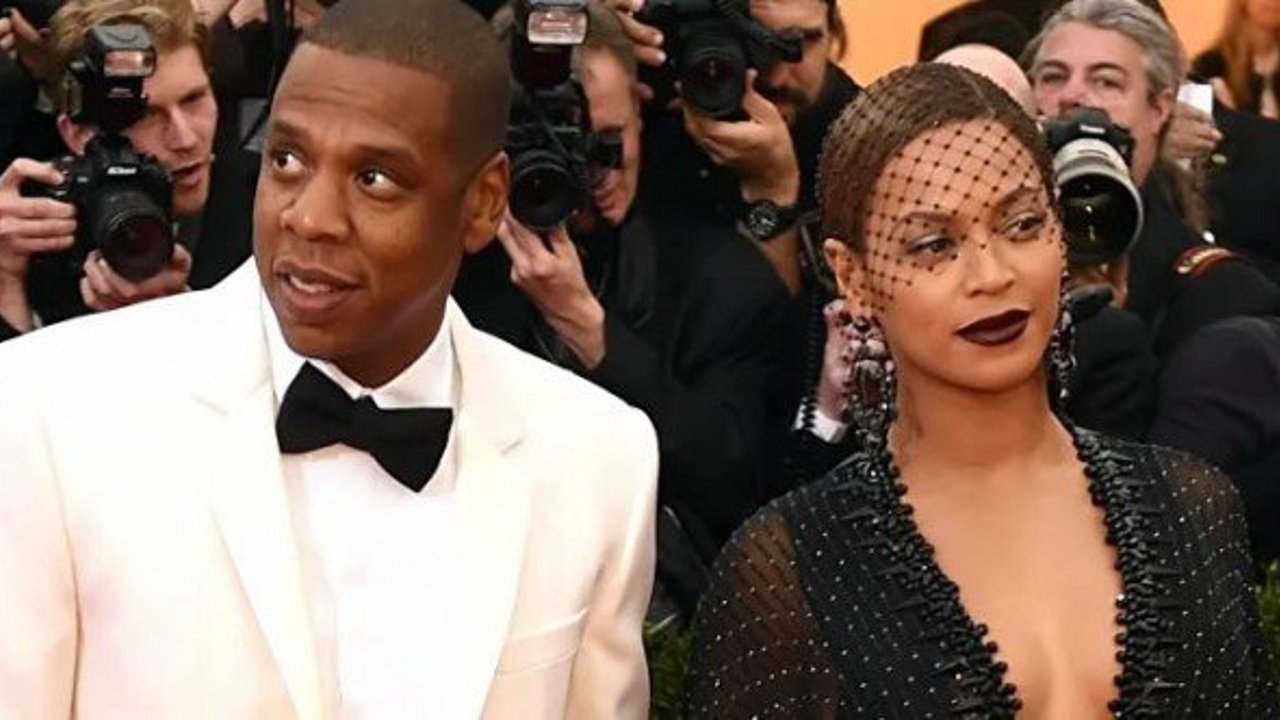 Hangi çift 2017'de Doğan kızların adını Mevlana celaleddin-i Rumi den esinlenerek Rumi koymuştur