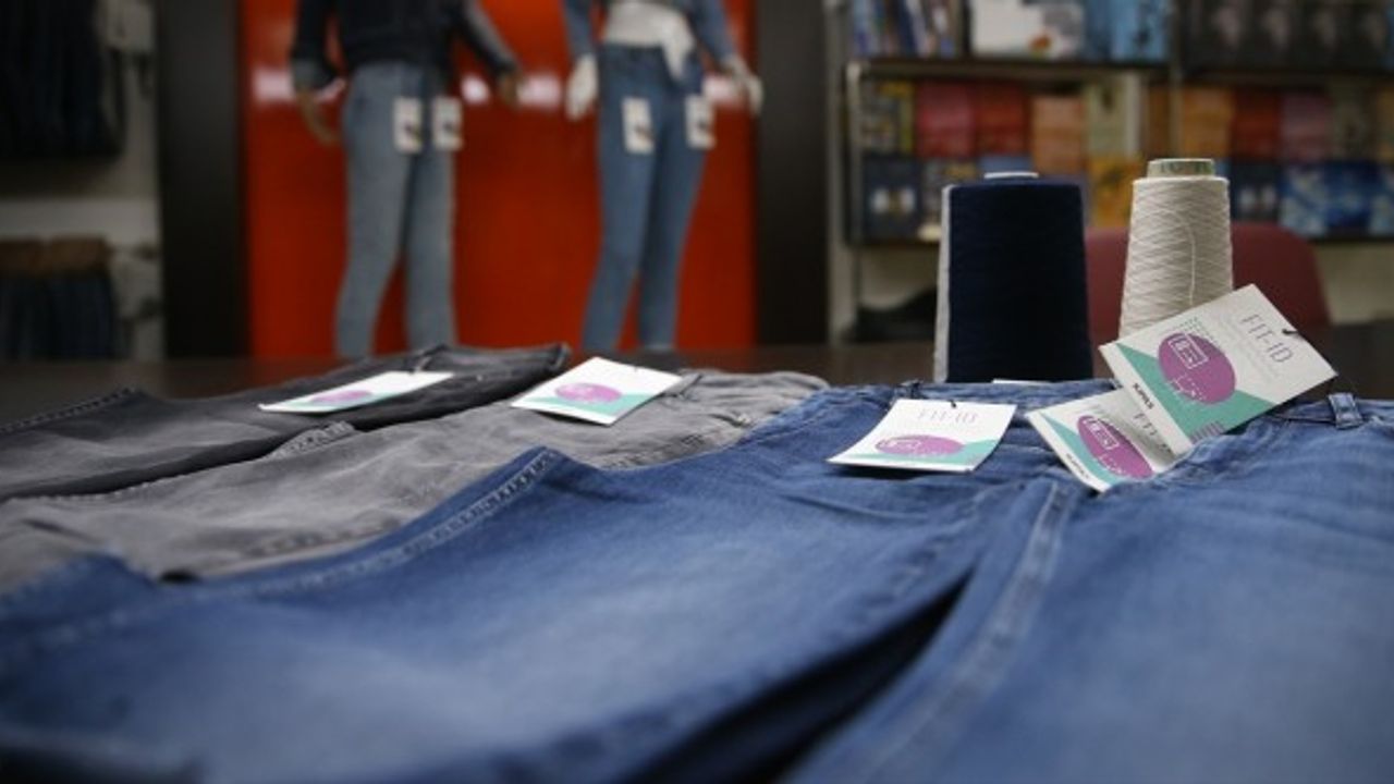 Kipaş Denim Ürün Geliştirme Direktörü Hürriyet Öztürk: 'Dört farklı bedendeki insan, artık tek bir bedende pantolona sahip olabilecek'