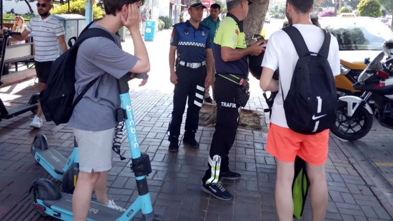 Alanya'da elektrikli scooter sürücülerine ceza