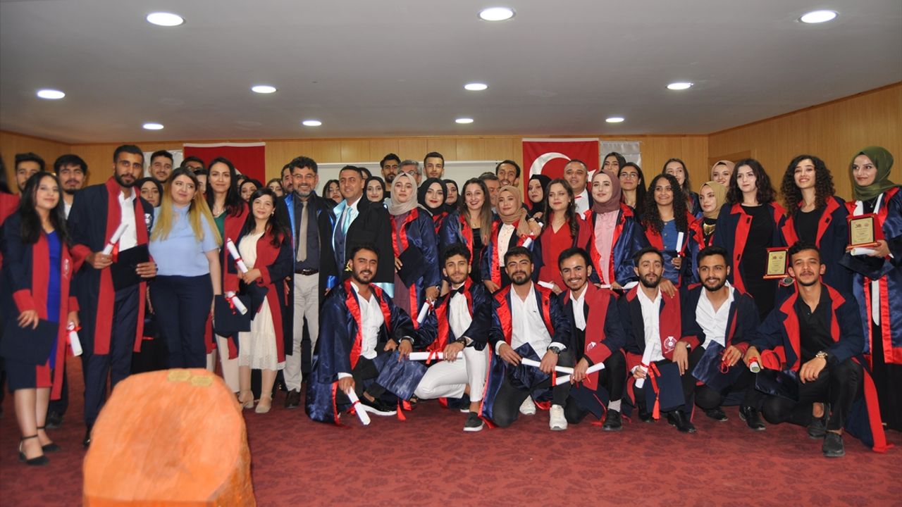 KSÜ Afşin Sağlık Yüksek Okulunda Mezuniyet Töreni