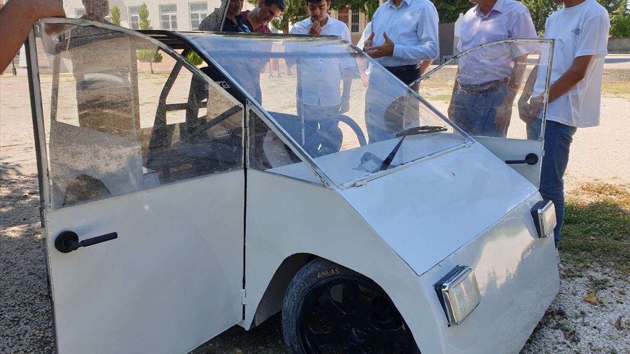 Osmaniye'de Lise öğrencileri 40 günde yaptıkları elektrikli arabayla TEKNOFEST yarışlarına katılacak!