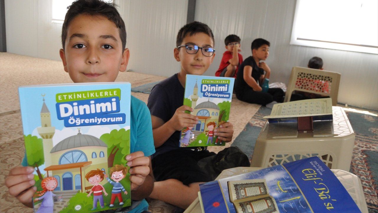 Kahramanmaraş'ta Depremzede Çocuklar İçin Yaz Kur'an Kursları Başladı!