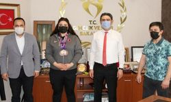Milli Halterci Melike Günal, Avrupa 3.sü oldu!