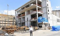 Dulkadiroğlu Belediye Başkanı Okay, Yüzme Spor Kompleksi inşaatının devam ettiğini duyurdu!