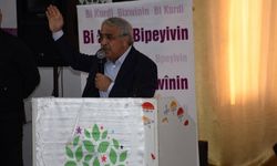 HDP Eş Genel Başkanı Mithat Sancar: HDP'yi reddeden, Türkiye'ye nasıl bir gelecek vaadedecek, açıklanmalı