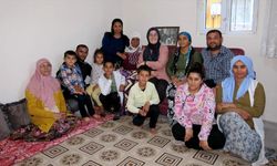 Milli Mücadele Kahramanlarının Yakınları Ve Şehit Ailelerine Anneler Günü Ziyareti