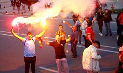 KAYSERİ - Kayserisporlu taraftarlar Türkiye Kupası finali için yola çıktı