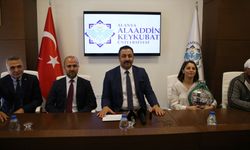 WBC gümüş kemer sahibi boksör Seren Ay Çetin'in hedefi altın kemer