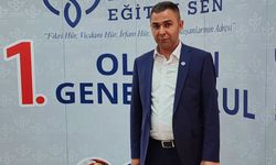 Kamuran Arık, “Eğitimcilere emeğinin karşılığını tam olarak ödemelidir”