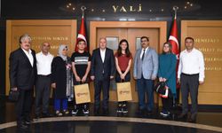 Kahramanmaraş'ta YKS Şampiyonları  Vali Coşkun'u Ziyaret Etti
