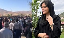 İran'da Polis Tarafından Saçı Gözüktü Diye Öldürülen Genç Kadının Cenazesinde Ortalık Karıştı!