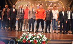 KSÜ Rektörü Alptekin Yasım Olimpiyat Ve Dünya Şampiyonları İle Buluştu!