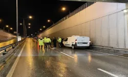 İzmir'de Feci Kaza: Aracına Yakıt Takviyesi Yaparken Otomobil Çarptı!