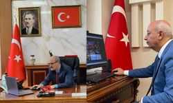 Rektör İsmail Bakan İle Başkan Necati Okay 'Yılın Fotoğrafları' Oylamasına Katıldı!