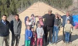 Kahramanmaraş'ta Minik Öğrenci Depremde Hayatını Kaybeden Öğretmenine Ağladı!