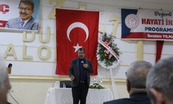 Şair-Yazar Hayati İnanç Pazarcık'ta Söyleşi Düzenledi!