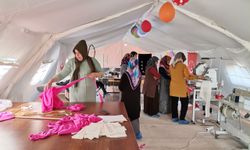 Kahramanmaraş’ta Depremzede Kadınlara Dikiş Atölyesi Kuruldu!