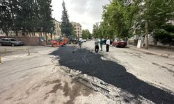 Necati Okay: 'Cadde ve sokaklarda yol bakım ve onarım çalışmalarını sürdürüyoruz.'