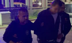 Korkunç Cinayet: 26 Yaşındaki Genç Babasını Bıçaklayarak Öldürdü!