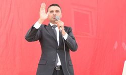 Aziz Kömürcü: 'Tüm pazarlıklarımız ve sevdamız ülkemiz ve milletimiz üzerinedir'