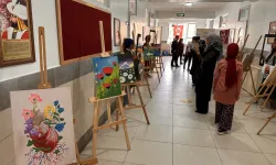 Kahramanmaraş'ta Depremzede Öğrencilerin Resimleri Satışa Çıktı!