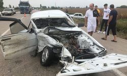 Osmaniye’de Otomobiller Kafa Kafaya Çarpıştı: 1 Ölü 5 Yaralı!
