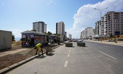 Kahramanmaraş Büyükşehir'den Kuzey Çevre Yolu’na Kilit Parke Çalışması!