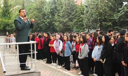 Yusuf Kahraman: 'Deprem sonrası okullarımız vatandaşlarımız için barınak oldu'