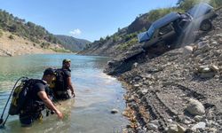 Kahramanmaraş'ta El Freni Çekilmeyen Otomobil Baraja Sürüklendi!