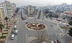 Kahramanmaraş'ta Kültür Merkezi Önündeki Kavşak Peyzajla Yenileniyor