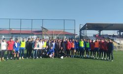 Kahramanmaraş İstiklalspor'a Destek Sürüyor: Taraftardan Tatlı Sürprizi!