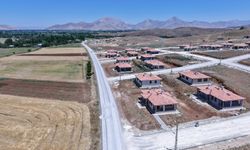 Kahramanmaraş Afşin’e Ulaşım Atağı: 4 Mahallenin Yolu Yenilendi!