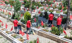 Kahramanmaraş’ta Mezarlıklarda Bayram Düzenlemesi!