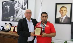 Kahramanmaraşlı Sporcu Engelleri Aştı, Madalya İle Döndü!