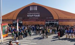 Kahramanmaraş Kitap Fuarının İlk Gününde 20 Bin Ziyaretçi!