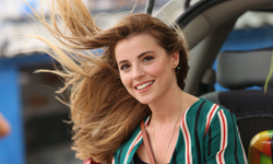 Ezgi Eyüboğlu Kimdir? Kaç Yaşında, Nereli? İşte Hayatı ve Kariyeri