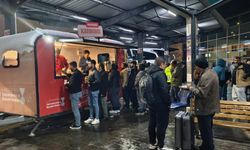 Kahramanmaraş’ta Terminalde Sıcak Çorba Dağıtıldı