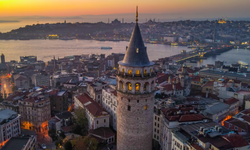 Akrofobi nedir? Akrofobisi olan biri en çok hangi yapının tepesinde korkar?