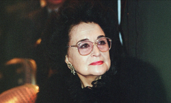 “La Diva Turca” ve “La Regina” Olarak Anılan Dünyaca Ünlü Operacı Kimdir?