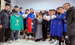 Kahramanmaraş’ta Amatör Spora Anlamlı Destek: AS Vefa Spor’a Sponsorluk