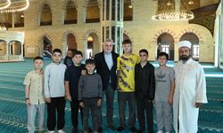 Başkan Görgel Bayram Namazını Vatandaşlarla Birlikte Kıldı