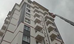 Kahramanmaraş'ta 10 Katlı Binada Yangın Paniği: Engelli Vatandaş Kurtarıldı