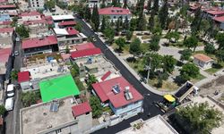 Kahramanmaraş'ta Yavuz Selim Mahallesi’nde Asfalt Seferberliği Sürüyor