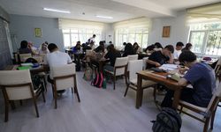 YKS Öncesi Kahramanmaraş’ta Öğrencilere Moral ve Destek