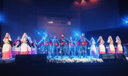 Kahramanmaraş'ta Öğretmenlerden Muhteşem Zeybek Gösterisi