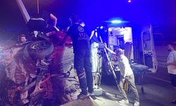 Kahramanmaraş’ta Direksiyon Hakimiyetini Kaybetti, Direğe Saplandı!