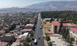 Kahramanmaraş'ta Dev Asfalt Yatırımı! Şeyh Adil ve Girne Caddeleri Yenilendi